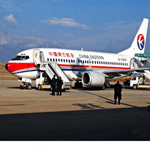 昆明长水航空空运航空快运业稳步发展的原因是什么？